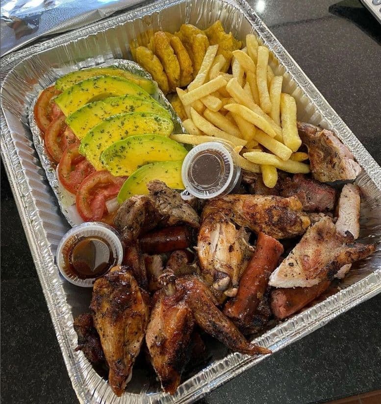 Bandeja de Carnes Mixta – Punto Parrillada, Santo Domingo